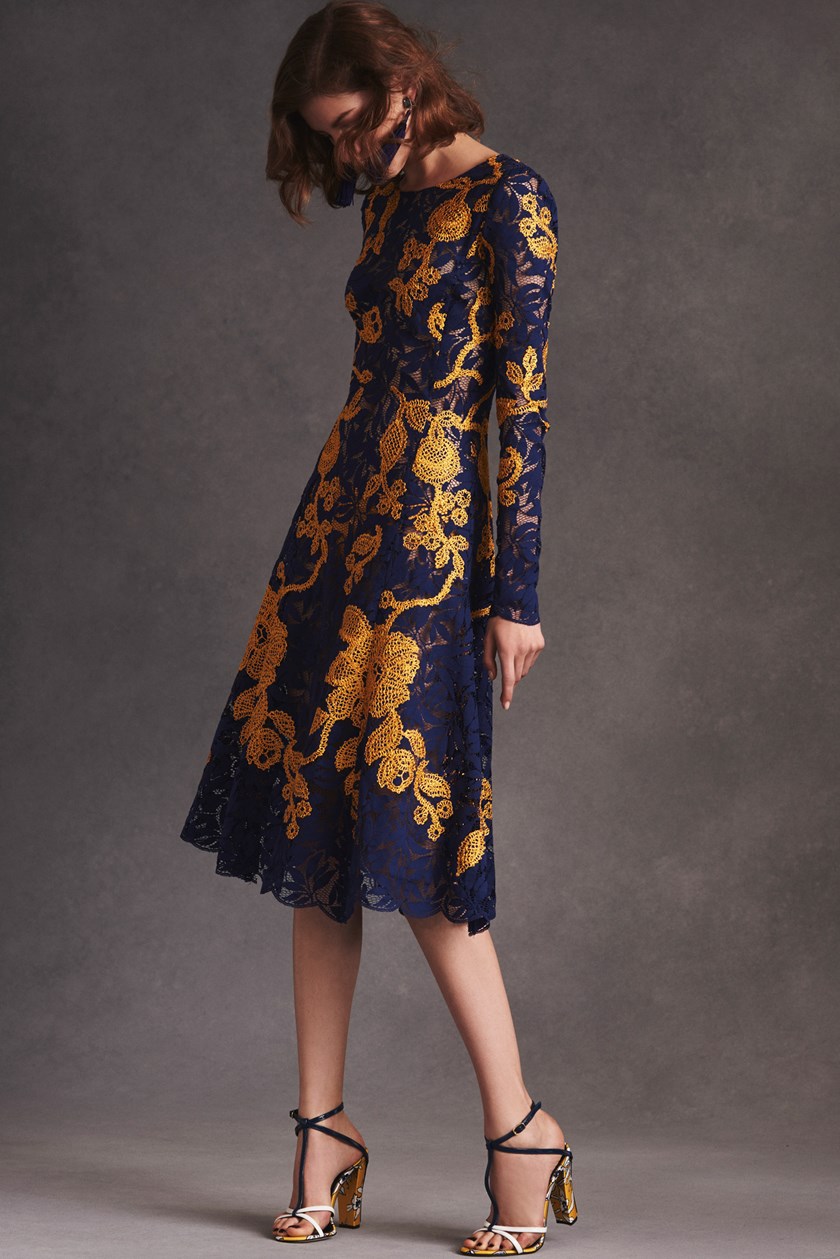 oscar-de-la-renta-006-1366_840_472.jpeg