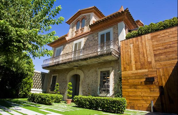 el_celler_de_can_roca_exterior_2015.jpg