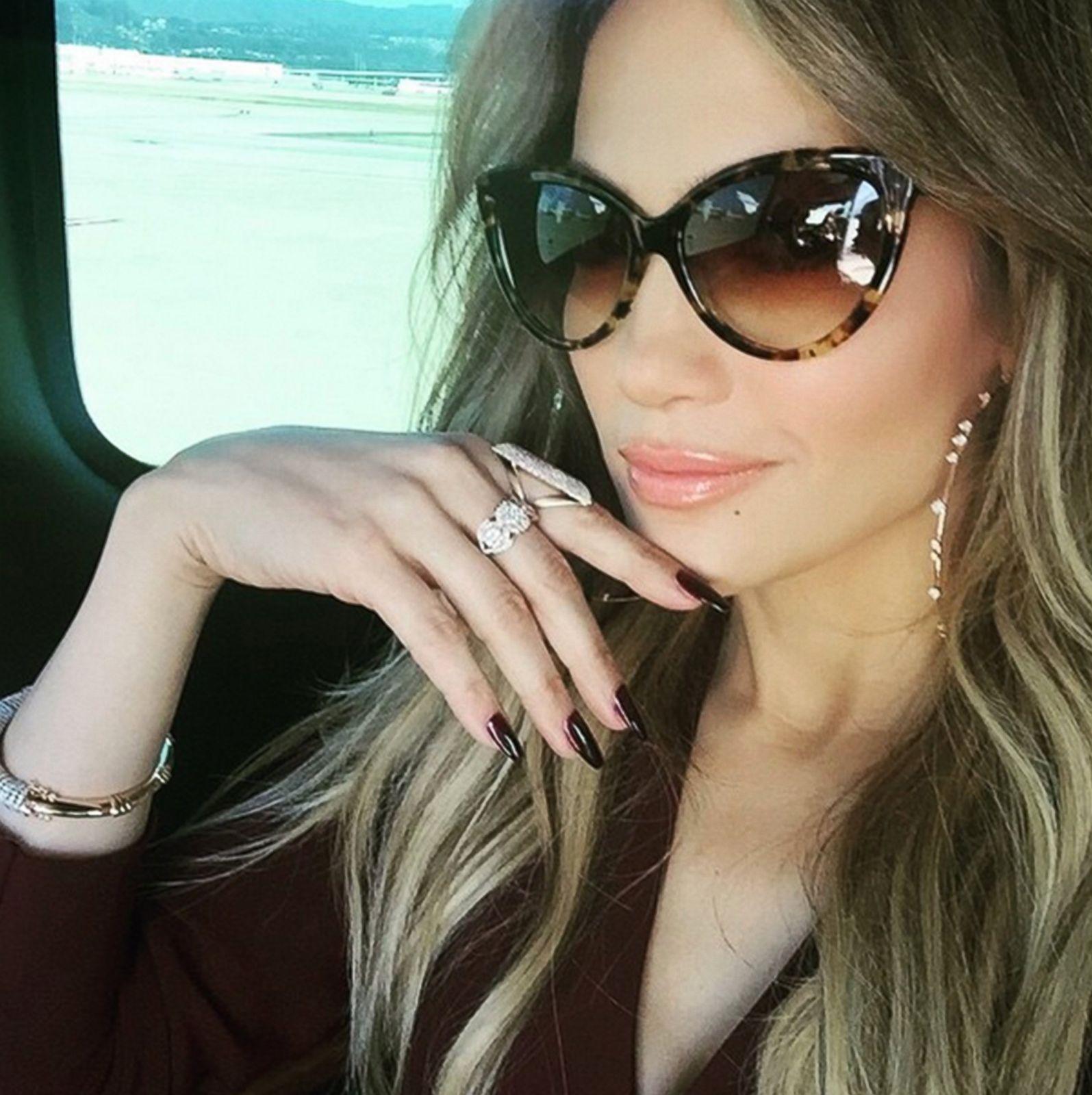 jlo.jpg