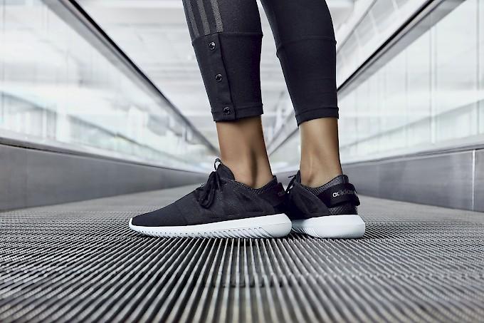 model_tubular_runner_weave-_ki_so_ga_navdihnili_prototipi_iz_adidasove_tekas_ke_zgodovine.jpg