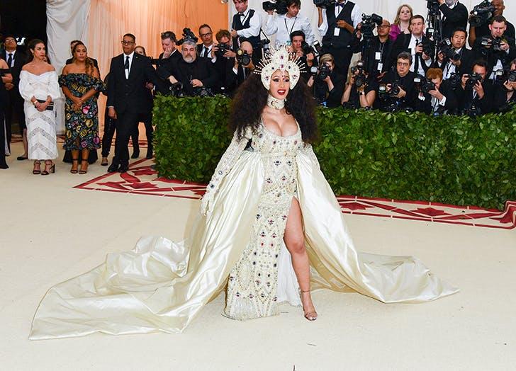cardi_b_in_moschino_by_jeremy_scott_2018-1.jpg